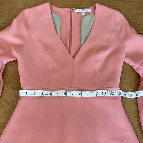 ALEXIS Ellena Mini Dress in Ash Pink Size Small - Picture 10 of 15